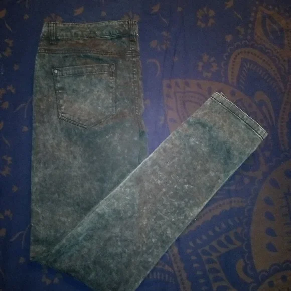 Mango Acid Wash Y2K Studded Jeans in Black, Sz 10 NWOT - Picture 7 of 7